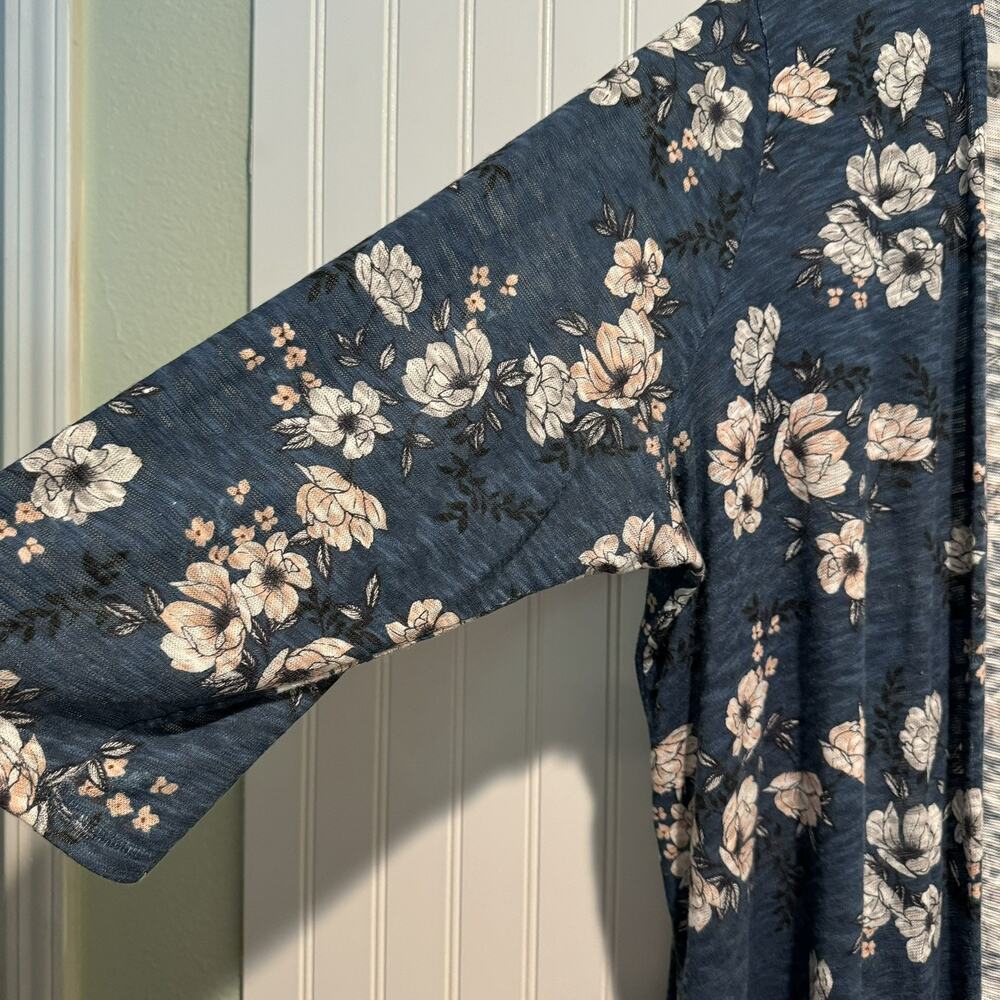 Torrid Blue Floral Cardigan Duster Plus Size 3X - Picture 2 of 5